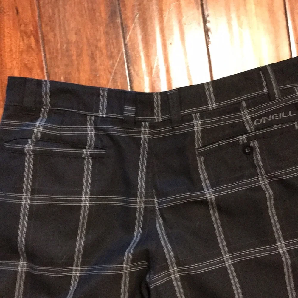 Men’s Size 38 O’Neill Black Flat Front Shorts - Picture 6 of 6